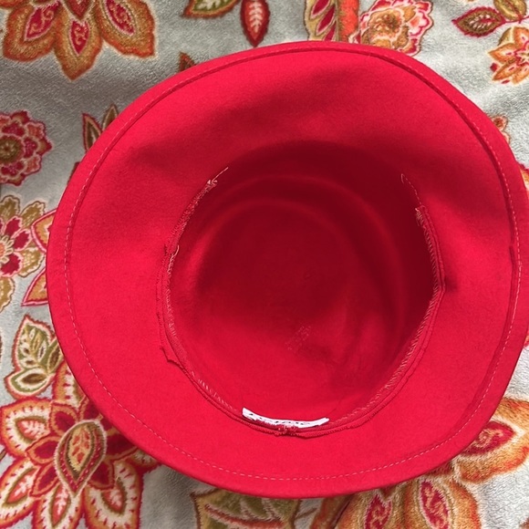 Vintage red wool hat - Picture 7 of 13